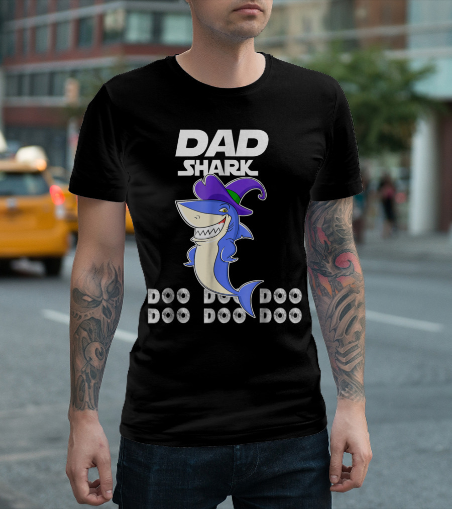Dad Shark Doo Doo Doo Funny Shark with Witch Hat T-Shirt