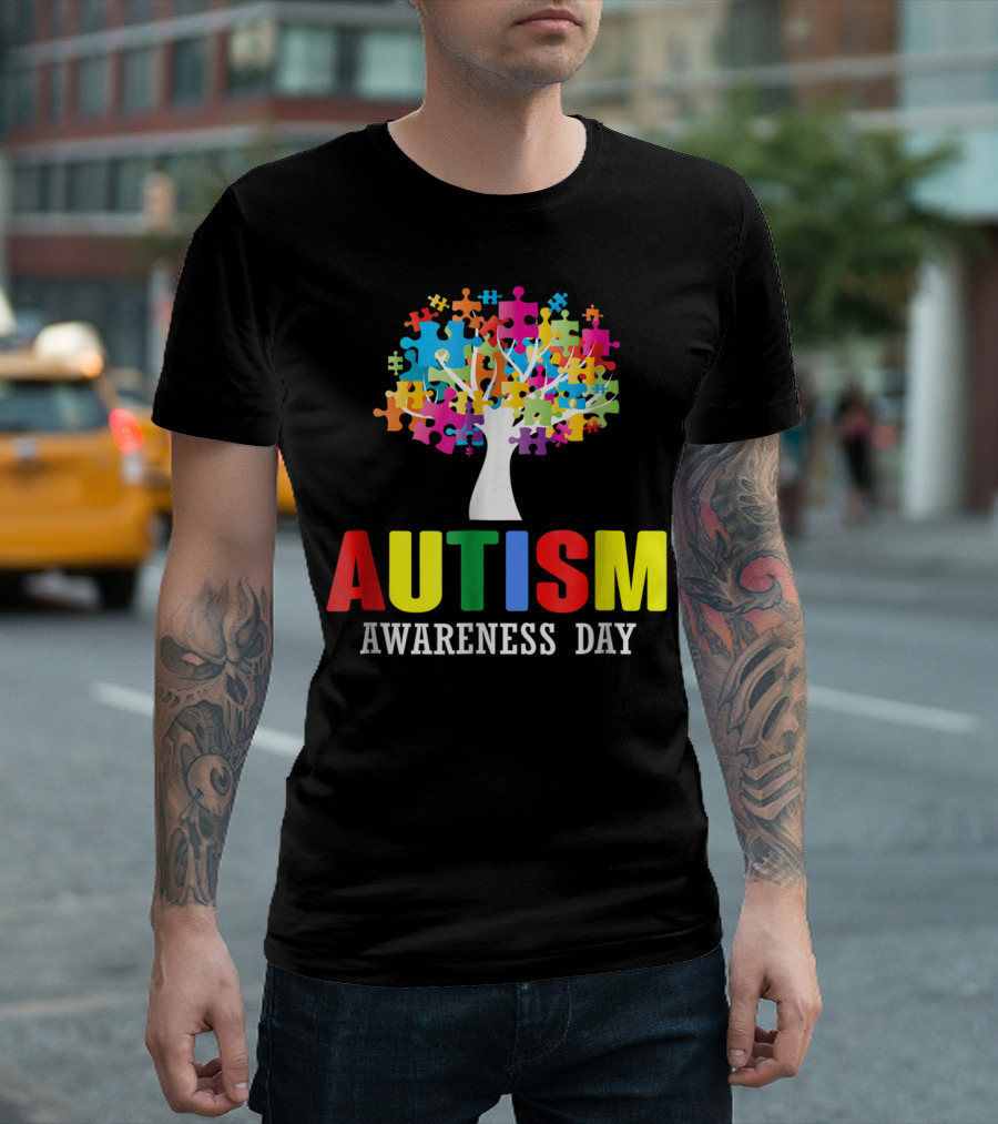 Autism Awareness Day Colorful Puzzle Tree T-Shirt