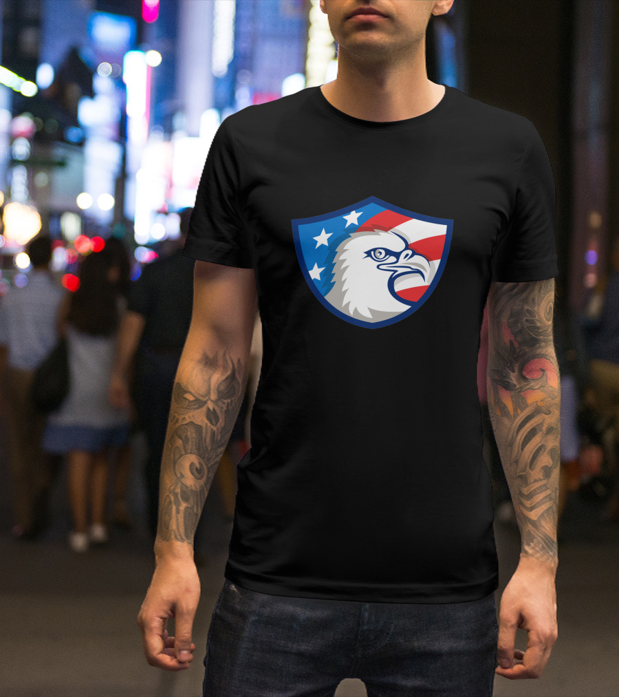 Bald Eagle Head USA Flag Shield Retro 1463 Stars And Stripes Motif T-Shirt