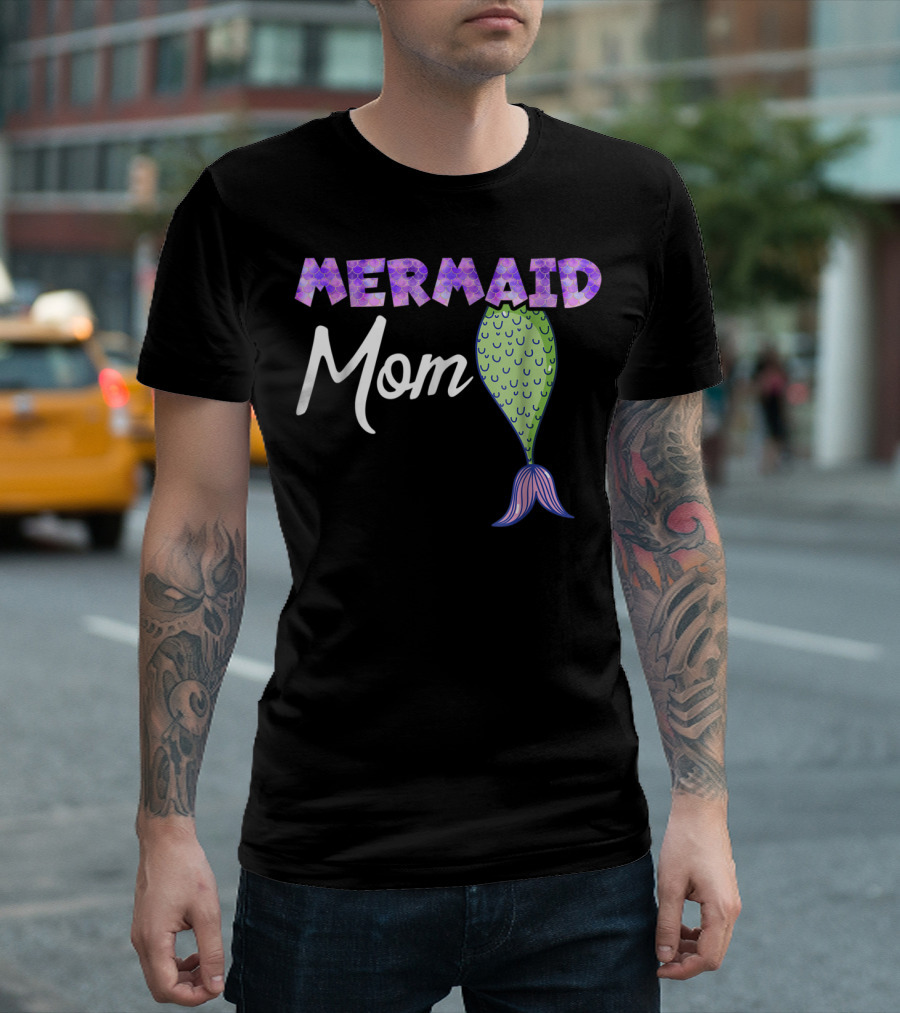 Mermaid Mom Birthday Party Mommy Wife33 T-Shirt