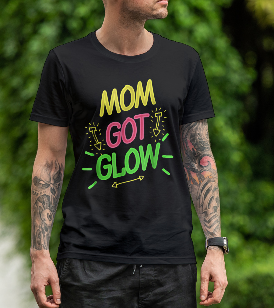 Mom Got Glow Party Birthday Neon Arrows T-Shirt
