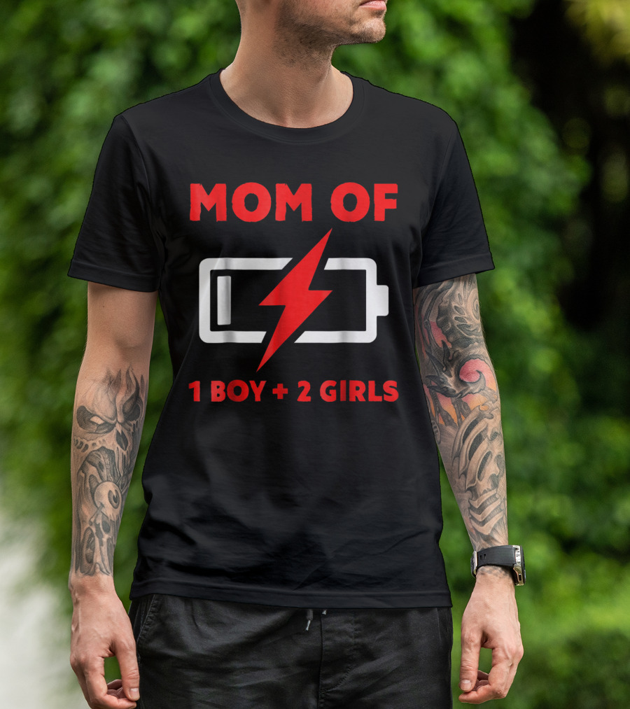 MOM OF 1 BOY 2 GIRLS BATTERY LOW MOTHER OF THREE KIDS29 T-Shirt