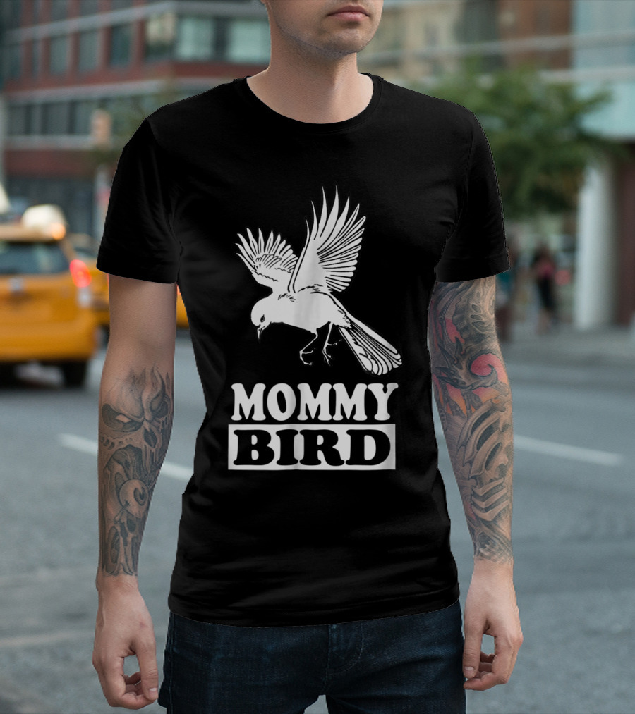 MOMMY BIRD Flying Mother Bird Iconic T-Shirt