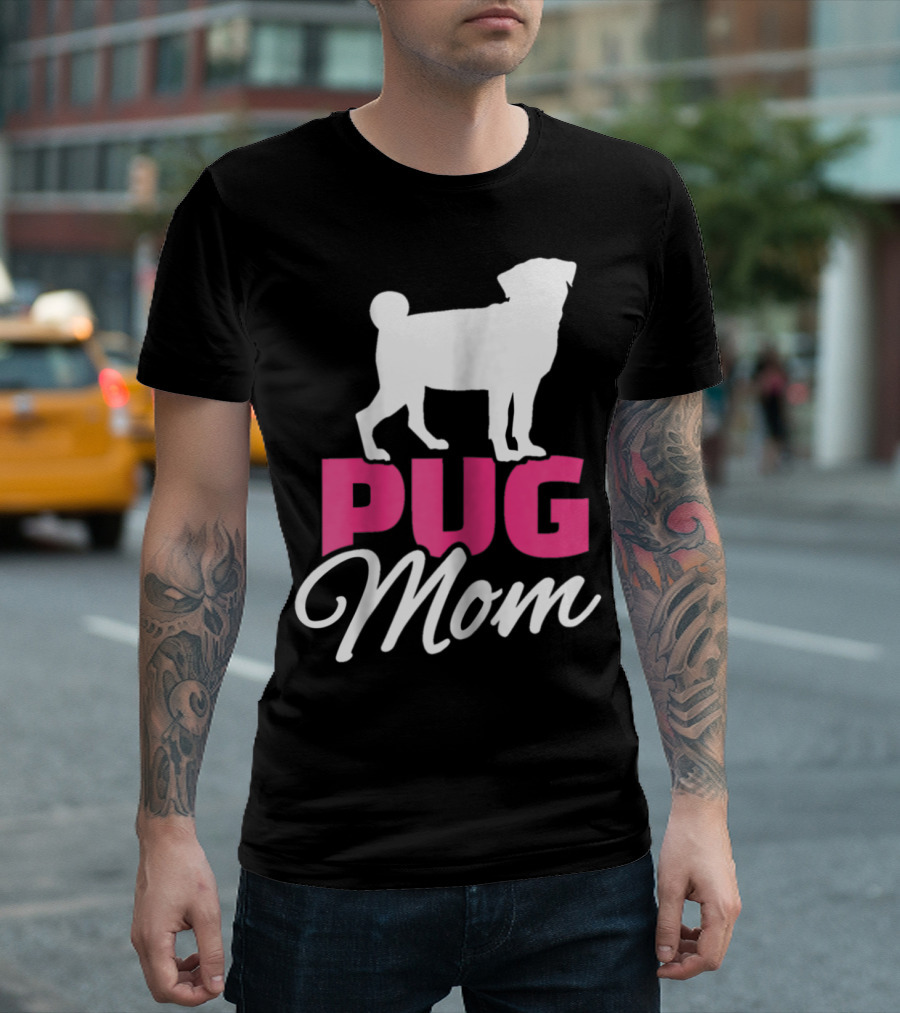Pug Mom T-Shirt