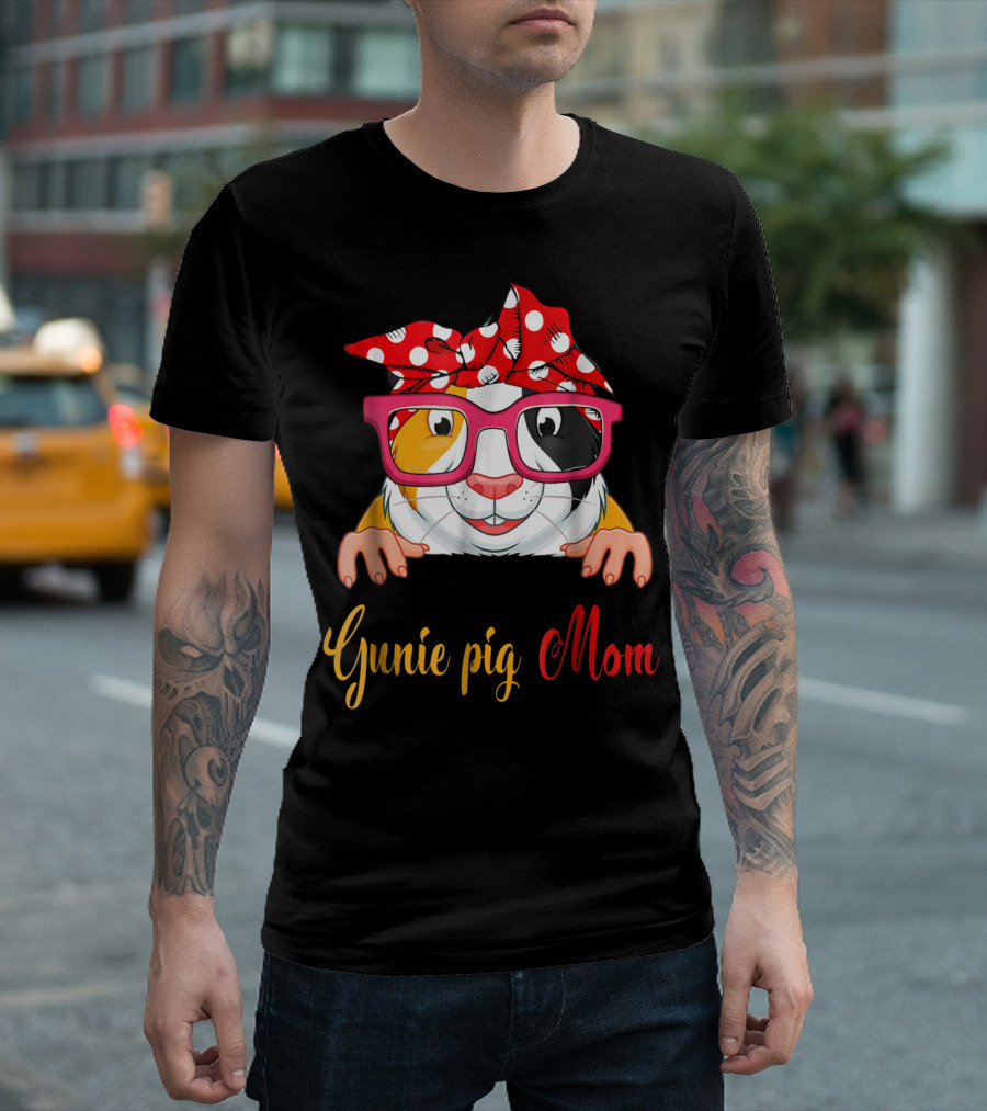 Guinea Pig Mom Red Glasses Bandana 37 T-Shirt