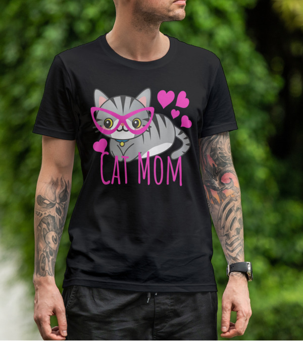 Cute Kawaii Cat Mom With Pink Glasses And Hearts T-Shirt