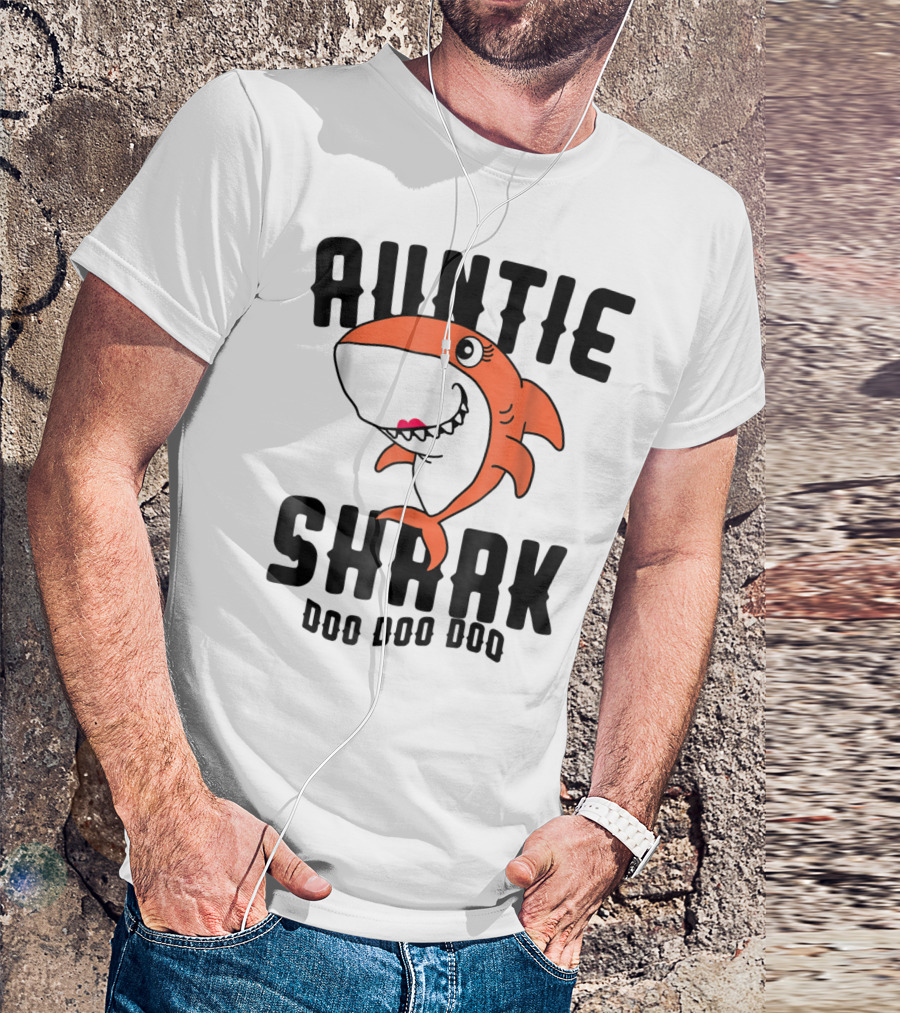 Auntie Shark Doo Doo Doo Mom Grandma Halloween Christmas T-Shirt