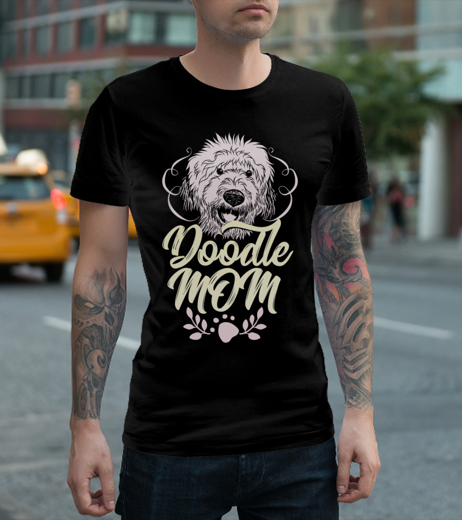 Doodle Mom Goldendoodle Labradoodle Paw Print Cute T-Shirt