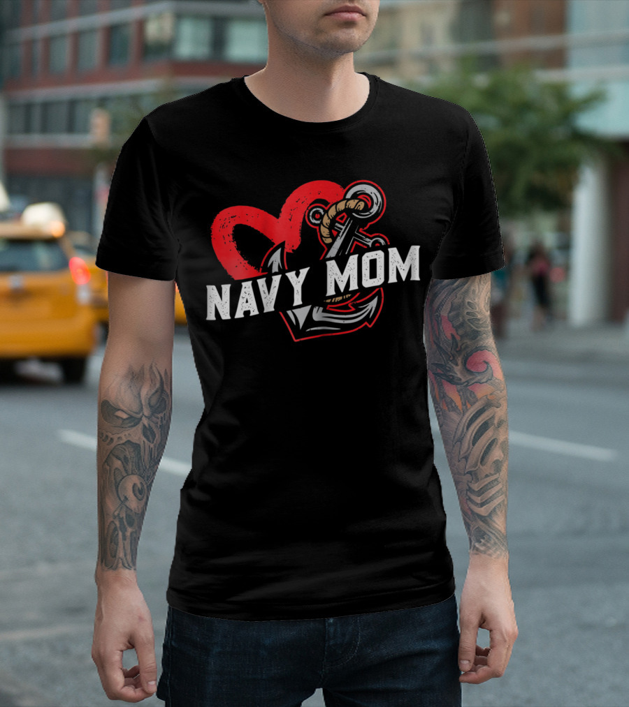 Navy Mom Heart Anchor Proud USA Navy Mother T-Shirt