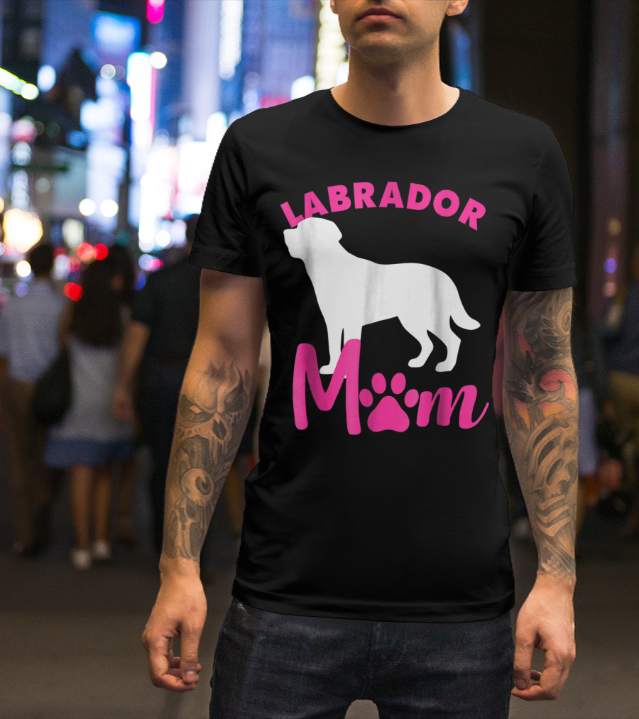 LABRADOR MOM T-Shirt
