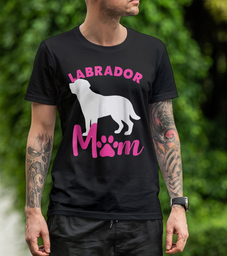 LABRADOR MOM T-Shirt
