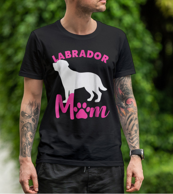 LABRADOR MOM T-Shirt