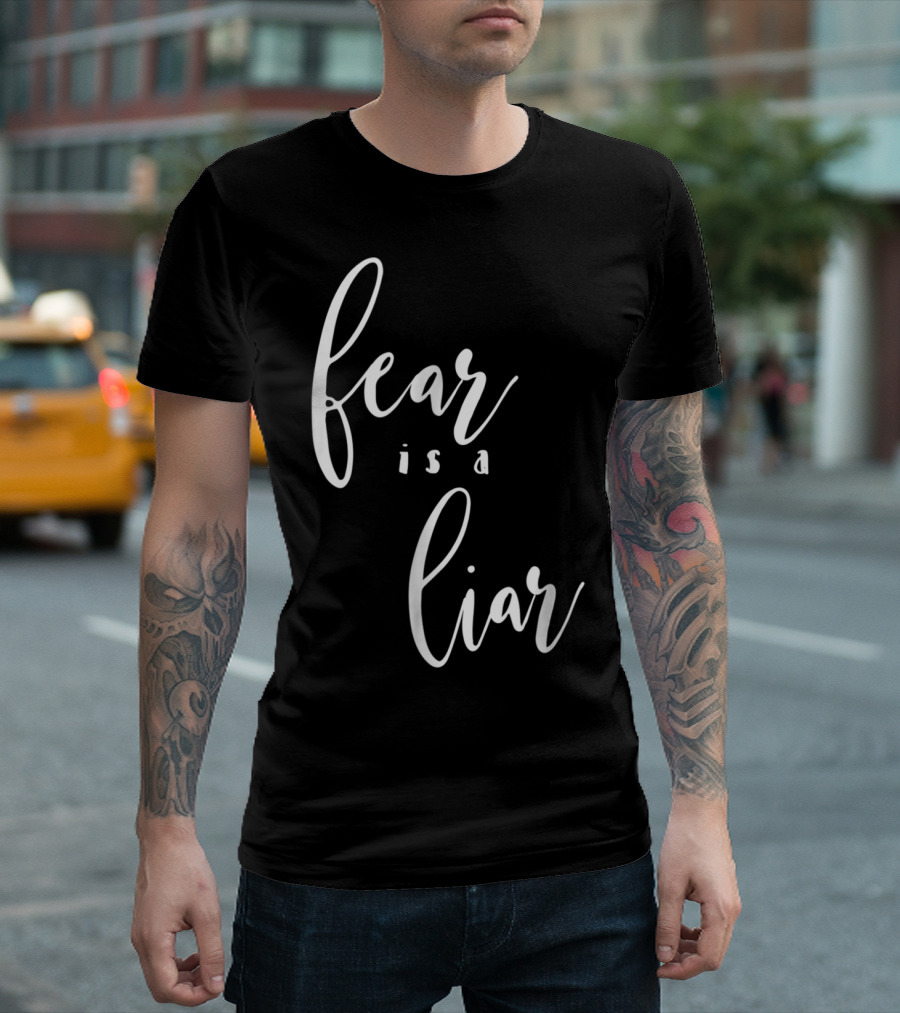 Christian Mom Fear Is A Liar T-Shirt