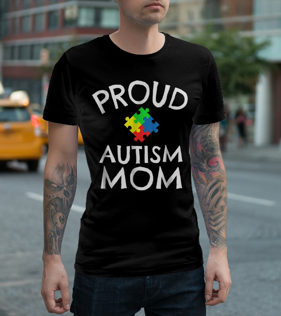 Proud Autism Mom Colorful Puzzle Autism Awareness T-Shirt