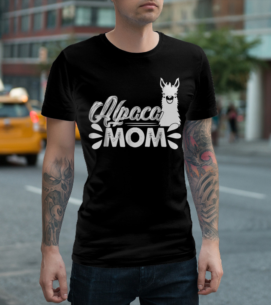 Alpaca Mom Cute Animal T-Shirt