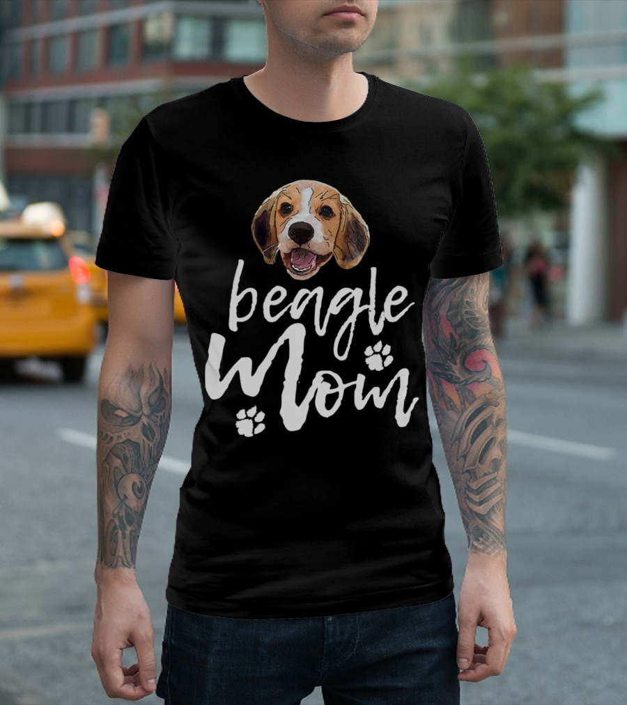 Beagle Mom Cute Dog Face Paw Prints T-Shirt