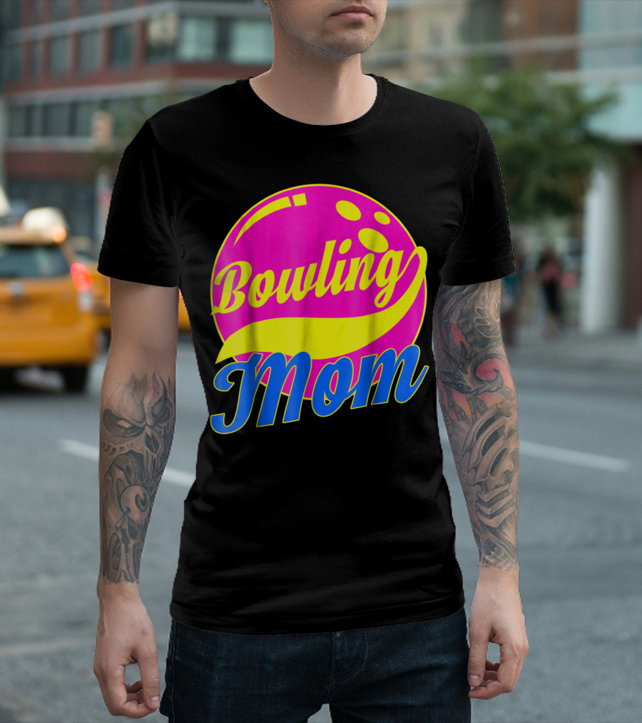 Bowling Mom Bowler League Pink Yellow Bowling Ball T-Shirt