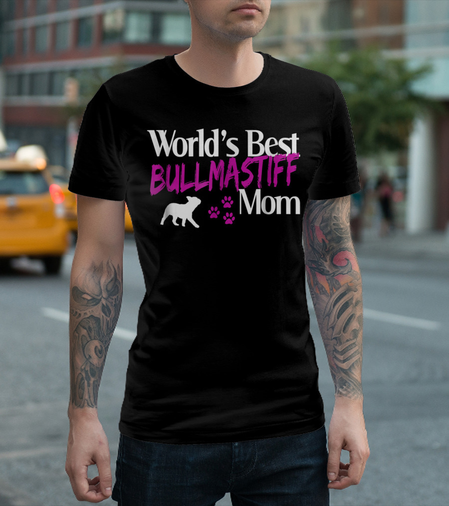 World's Best Bullmastiff Dog Mom Owners21 T-Shirt