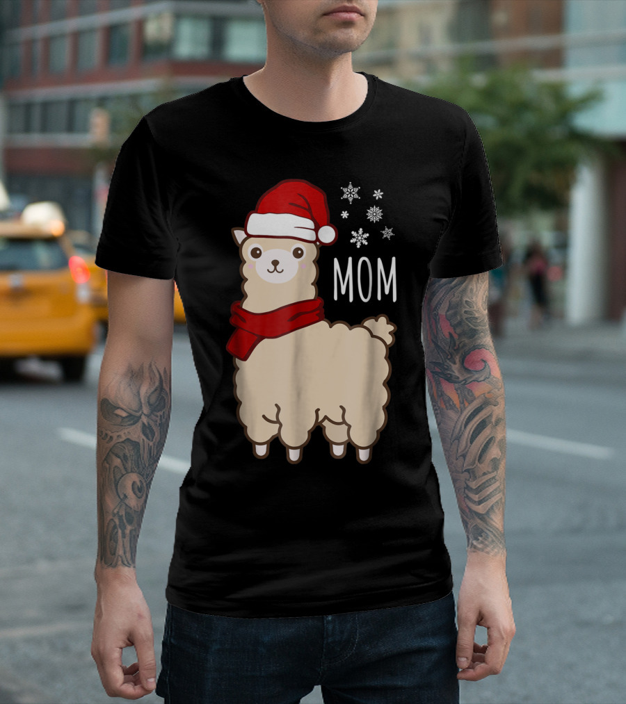 Christmas Mom Llama Cria Herd Xmas Mother Santa Hat Snowflakes T-Shirt