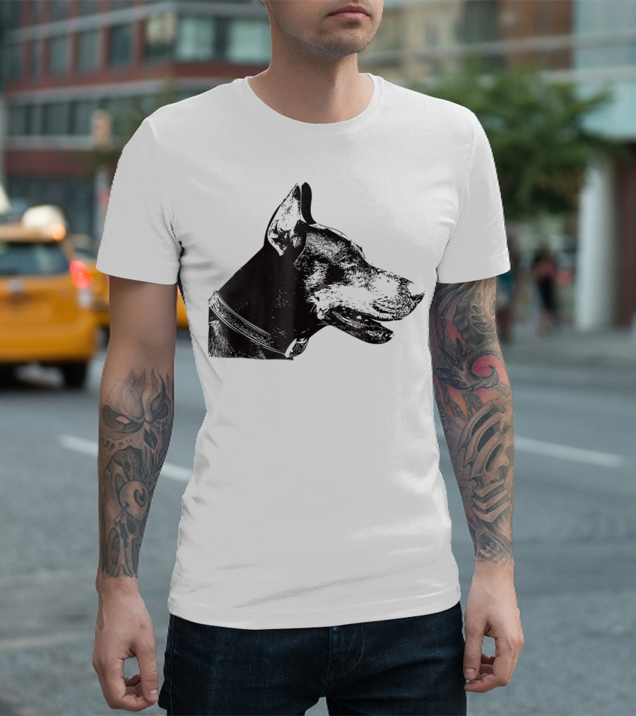 Doberman Pinscher Face Dog Mom or Dad Graphic Animal Outline T-Shirt
