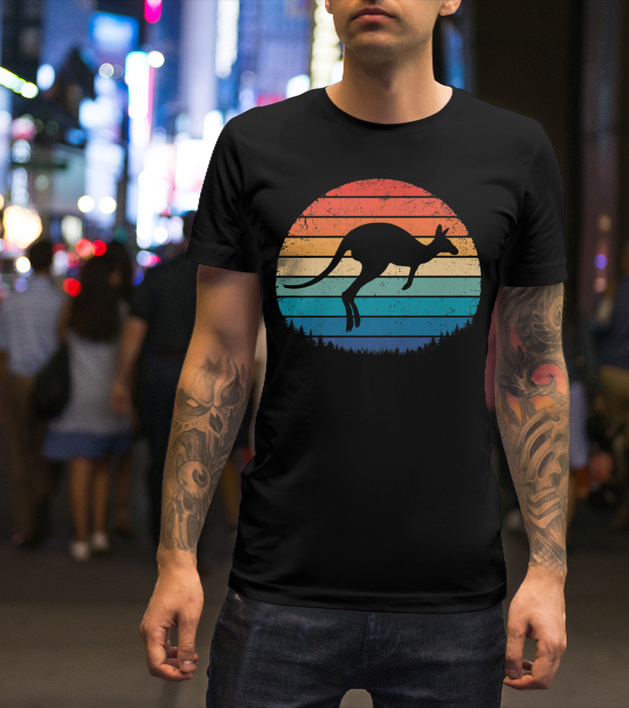 Australia Kangaroo Vintage Sunset Forest Silhouette Retro Stripes T-Shirt