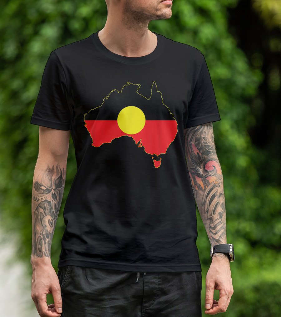 Aboriginal Flag Incorporated Map Of Australia T-Shirt