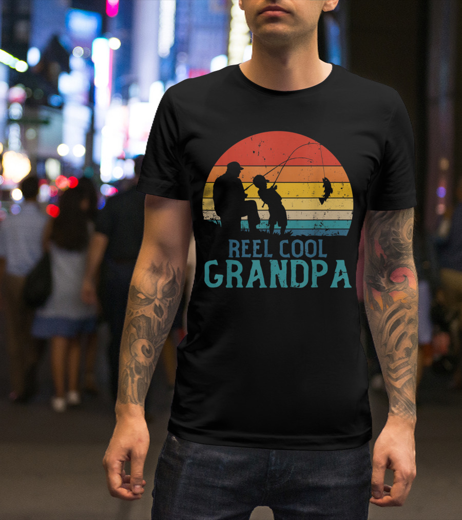 Reel Cool Grandpa Fishing Father's Day Grandfather Retro Sunset T-Shirt
