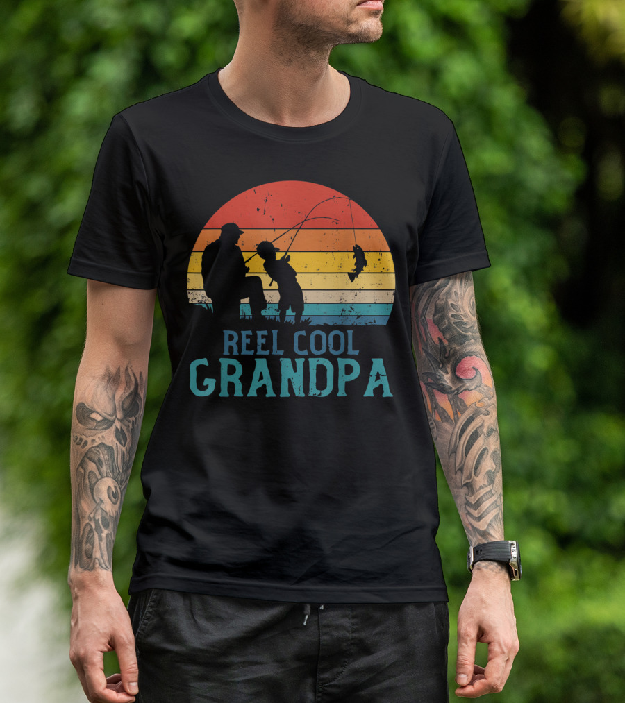 Reel Cool Grandpa Fishing Father's Day Grandfather Retro Sunset T-Shirt