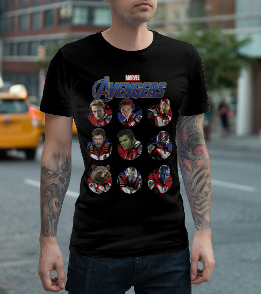 Marvel Avengers Main Cast Endgame Heroes in Quantum Suits T-Shirt