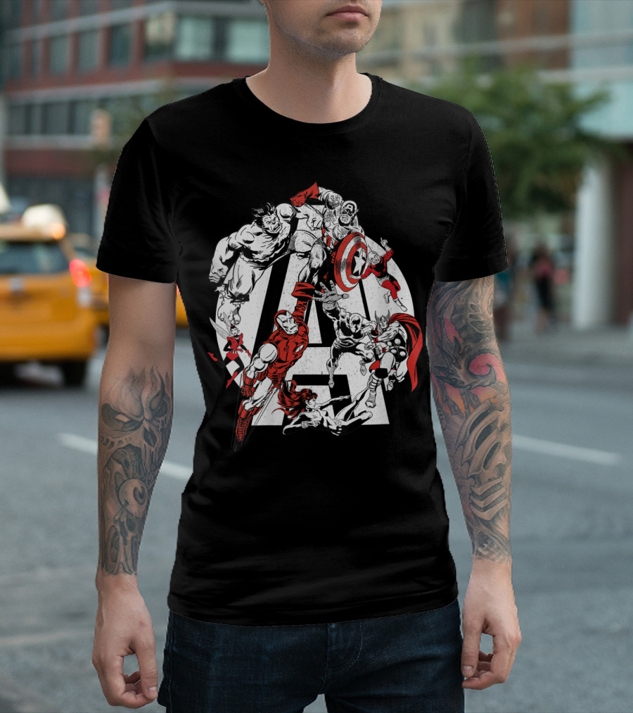 Marvel Avengers Iconic Heroes Vintage T-Shirt