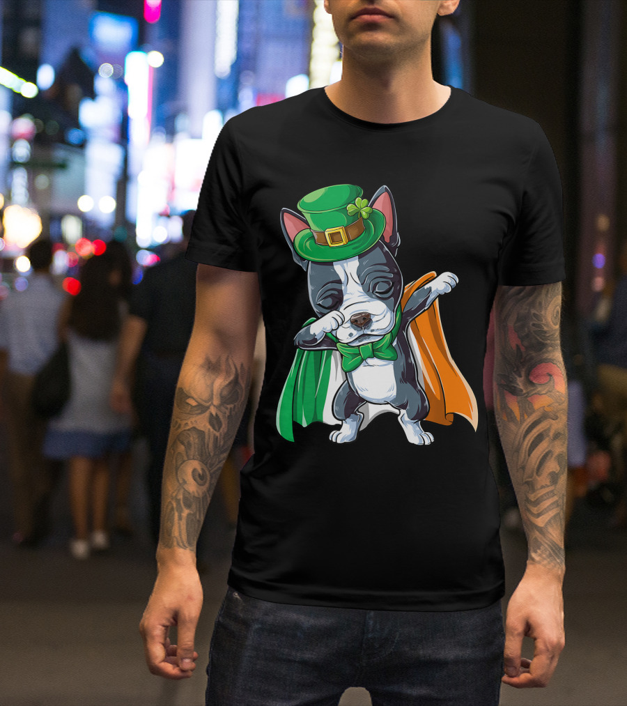 St Patricks Day Dabbing French Bulldog With Leprechaun Hat And Irish Flag Cloak T-Shirt