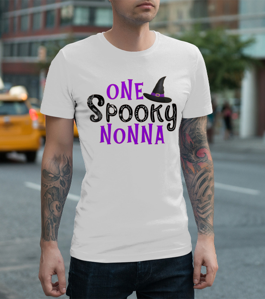 One Spooky Nonna Halloween Mom Outfit Matching Spiders Costume T-Shirt