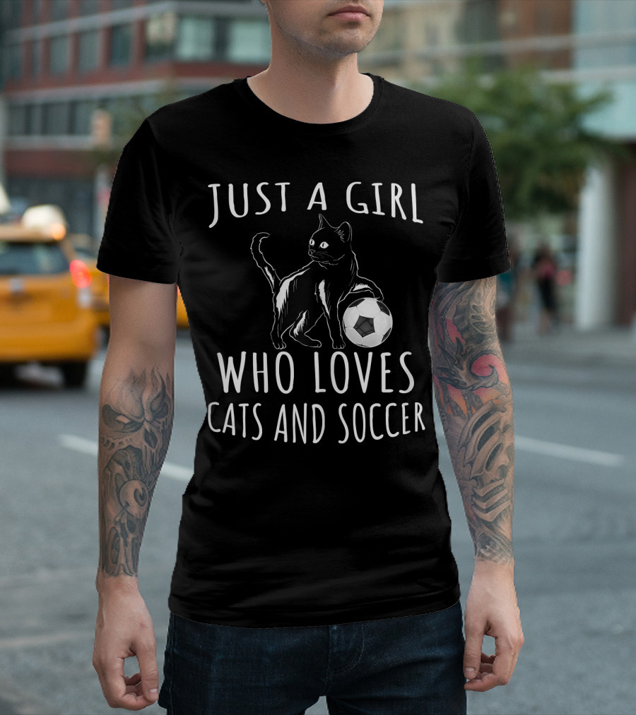 Just A Girl Who Loves Cats And Soccer Ball Football Cat T-Shirt
