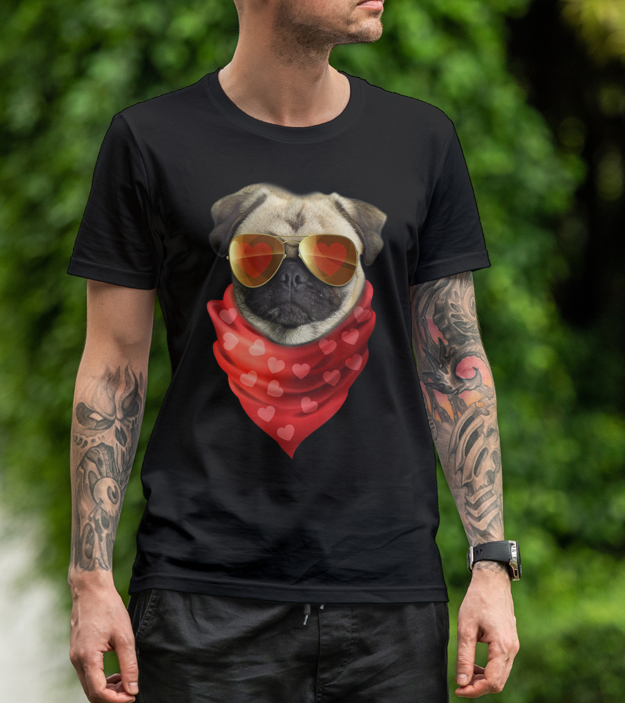 Pug Valentine Heart Bandana Sunglasses Romantic Mood T-Shirt