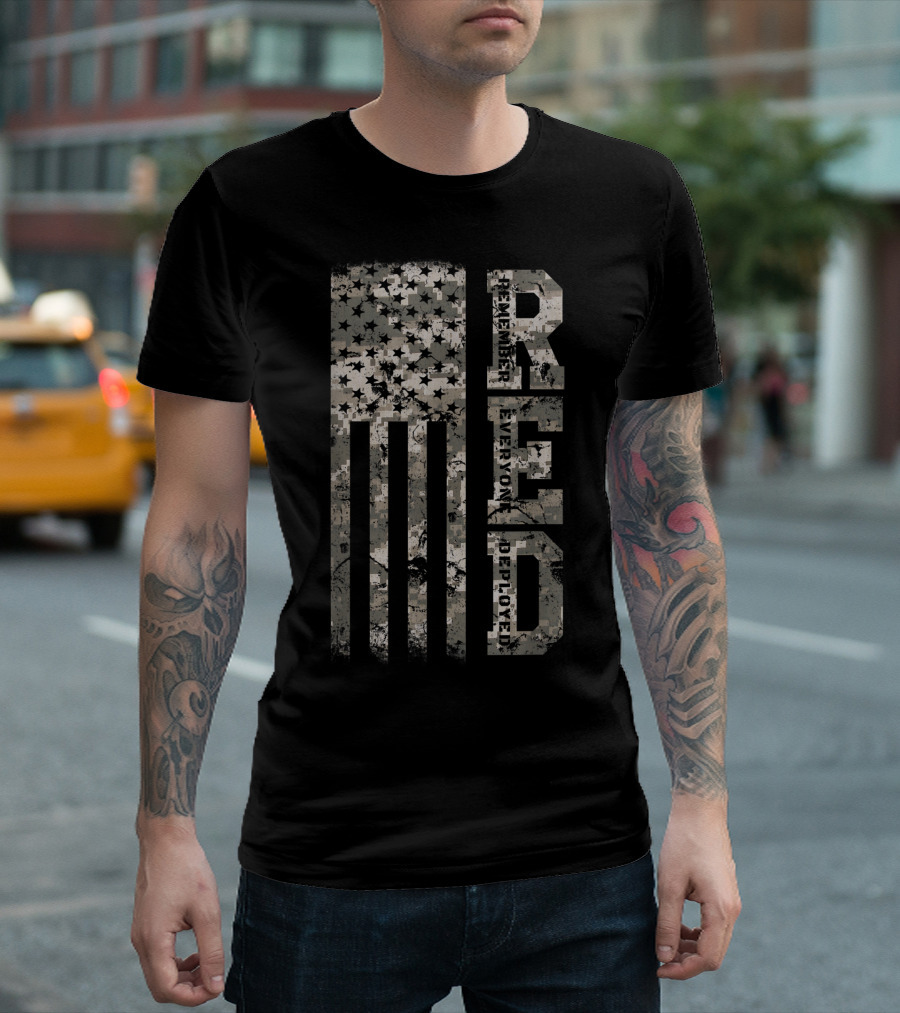 Support Our Military Wear Red On Friday Remember Everyone Deployed Camo Flag T-Shirt