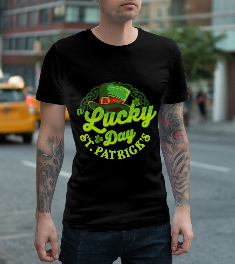 Lucky Day St Patrick's Day Leprechaun Hat T-Shirt