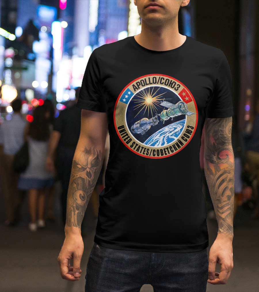Apollo Soyuz United States Soviet Union Space Rendezvous Patch NASA History T-Shirt