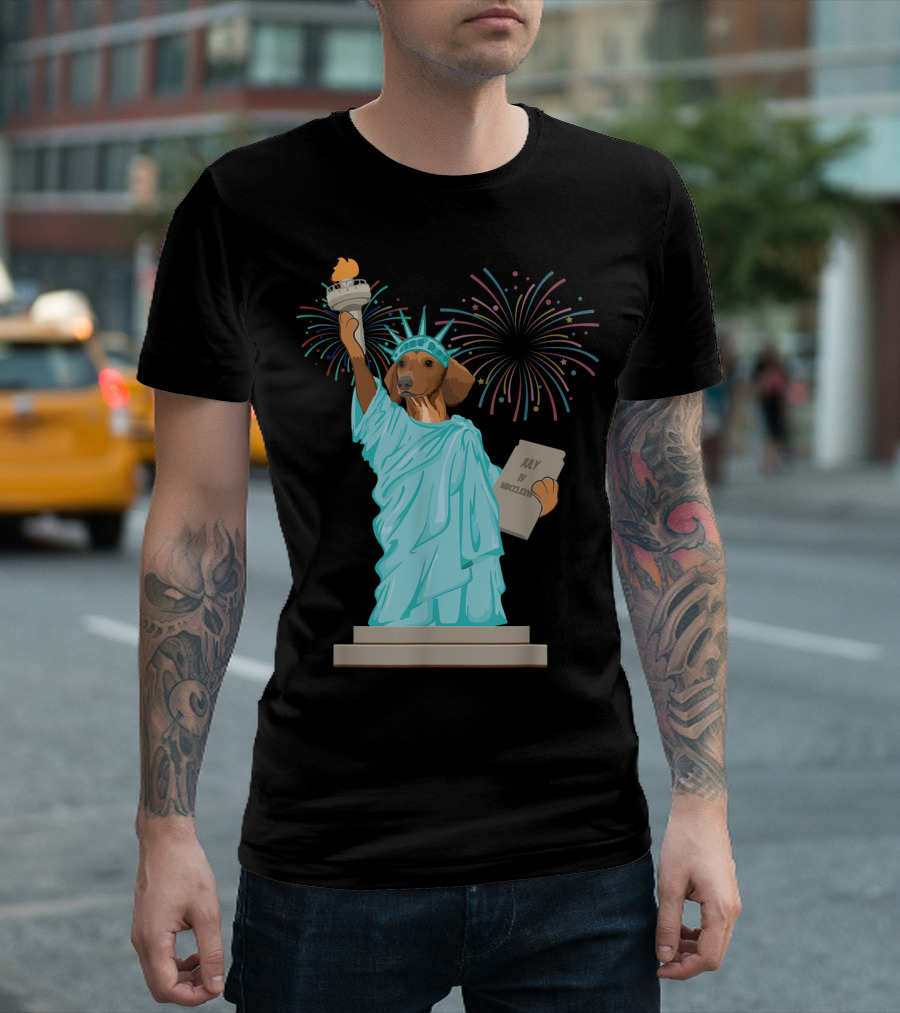 Dachshund With Statue Of Liberty And July Independence Fireworks T-Shirt