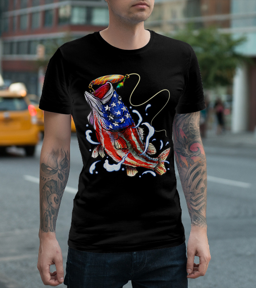 Fishing American Flag 4th of July Patriotic Fisherman Bass T-Shirt
