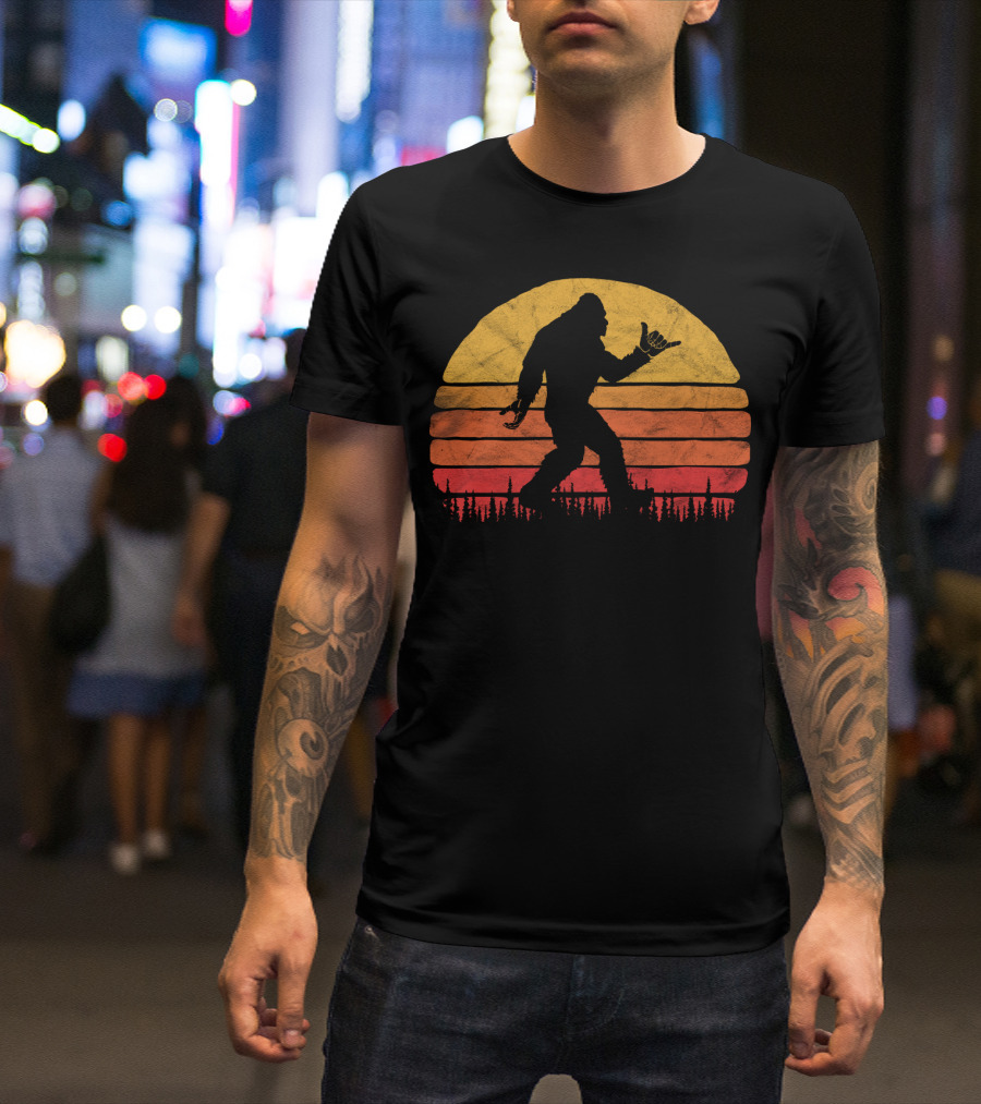 Shaka Aloha Bigfoot Surfer Believe Dude Vintage Sunset T-Shirt