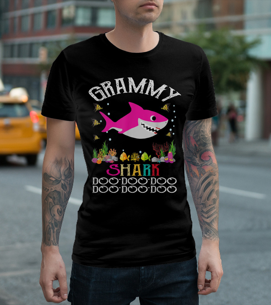 GRAMMY SHARK DOO DOO DOO DOO DOO DOO T-Shirt