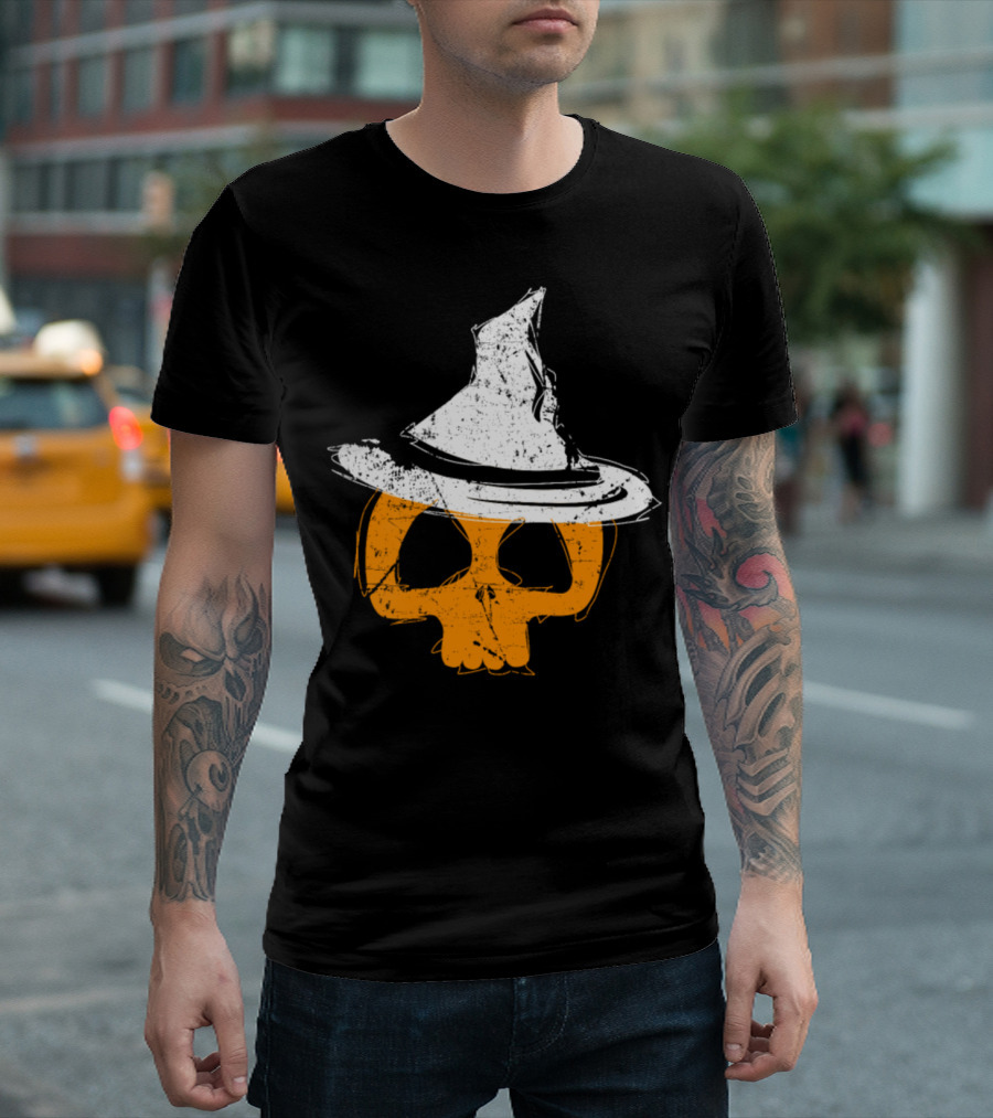 Cute Skull with Witch Hat Scary Halloween Present T-Shirt