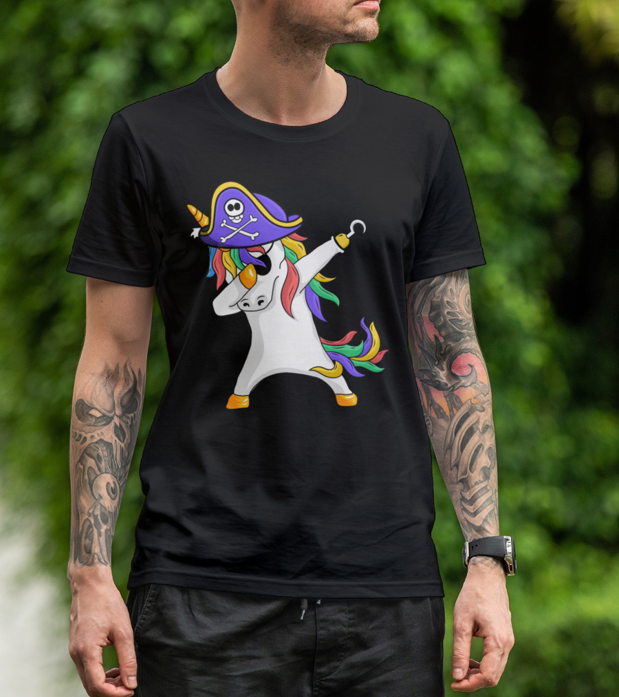 Dabbing Unicorn Pirate Funny Halloween Costume T-Shirt