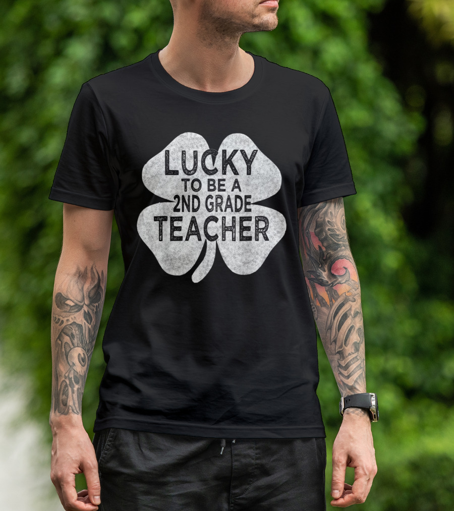 Lucky To Be A 2nd Grade Teacher Vintage Shamrock T-Shirt