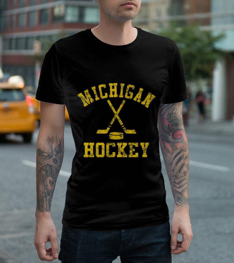 Michigan Hockey Vintage Crossed Sticks and Puck T-Shirt