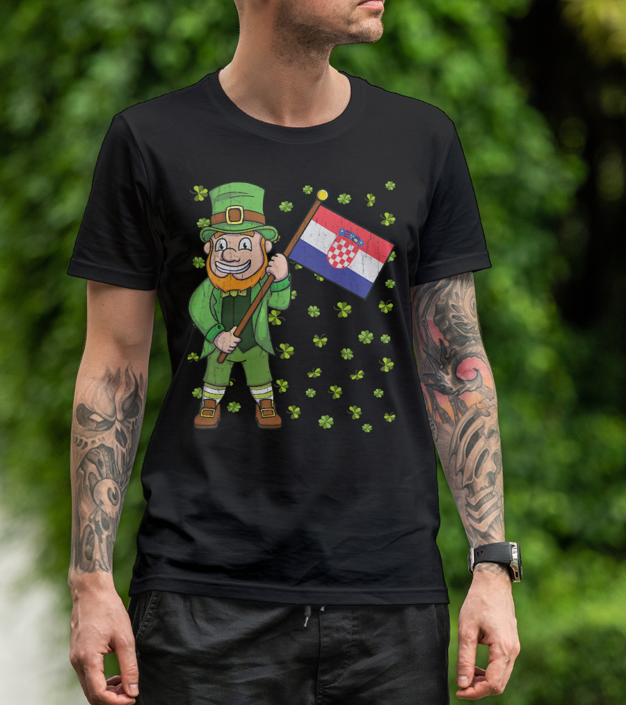 Croatian St. Patrick's Day Leprechaun Holding Croatia Flag With Shamrocks T-Shirt