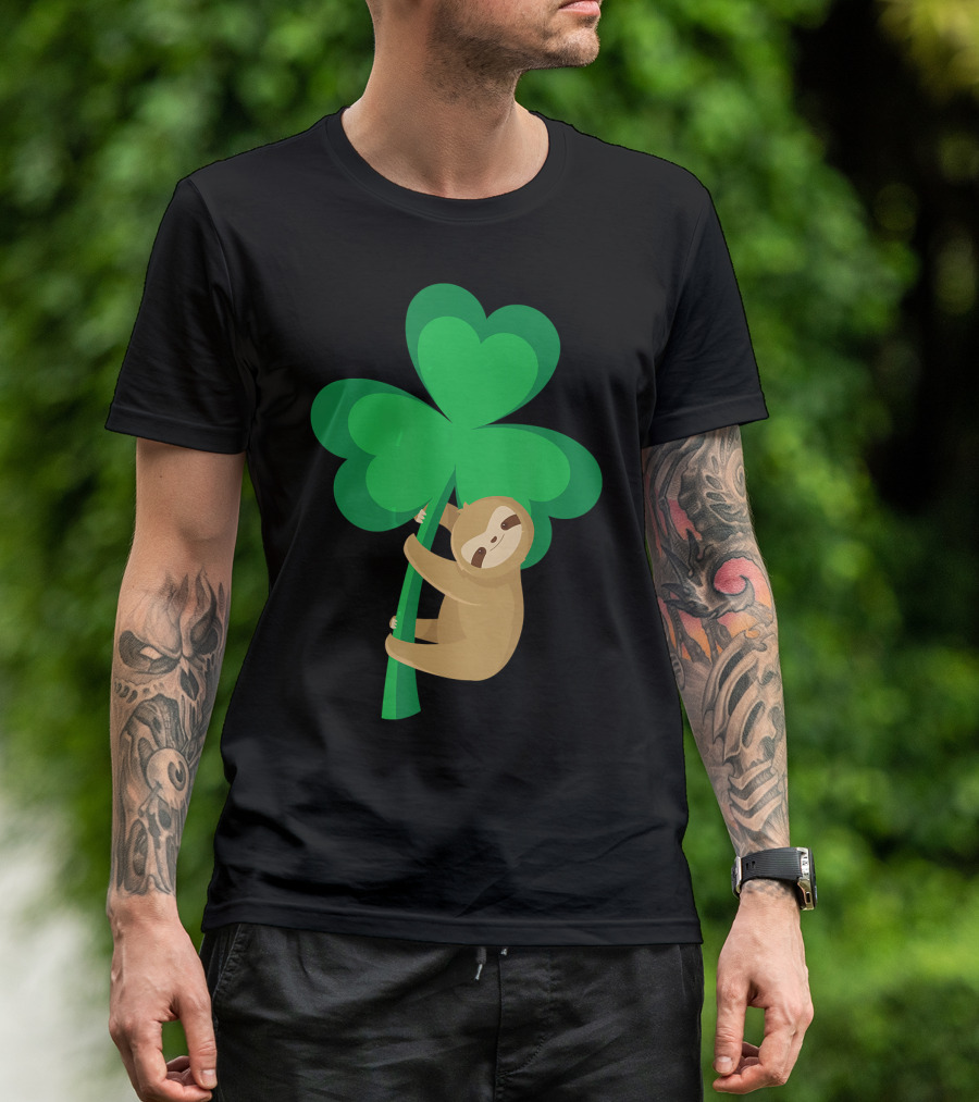Sloth With Shamrock St Patrick's Day And Children T-Shirt