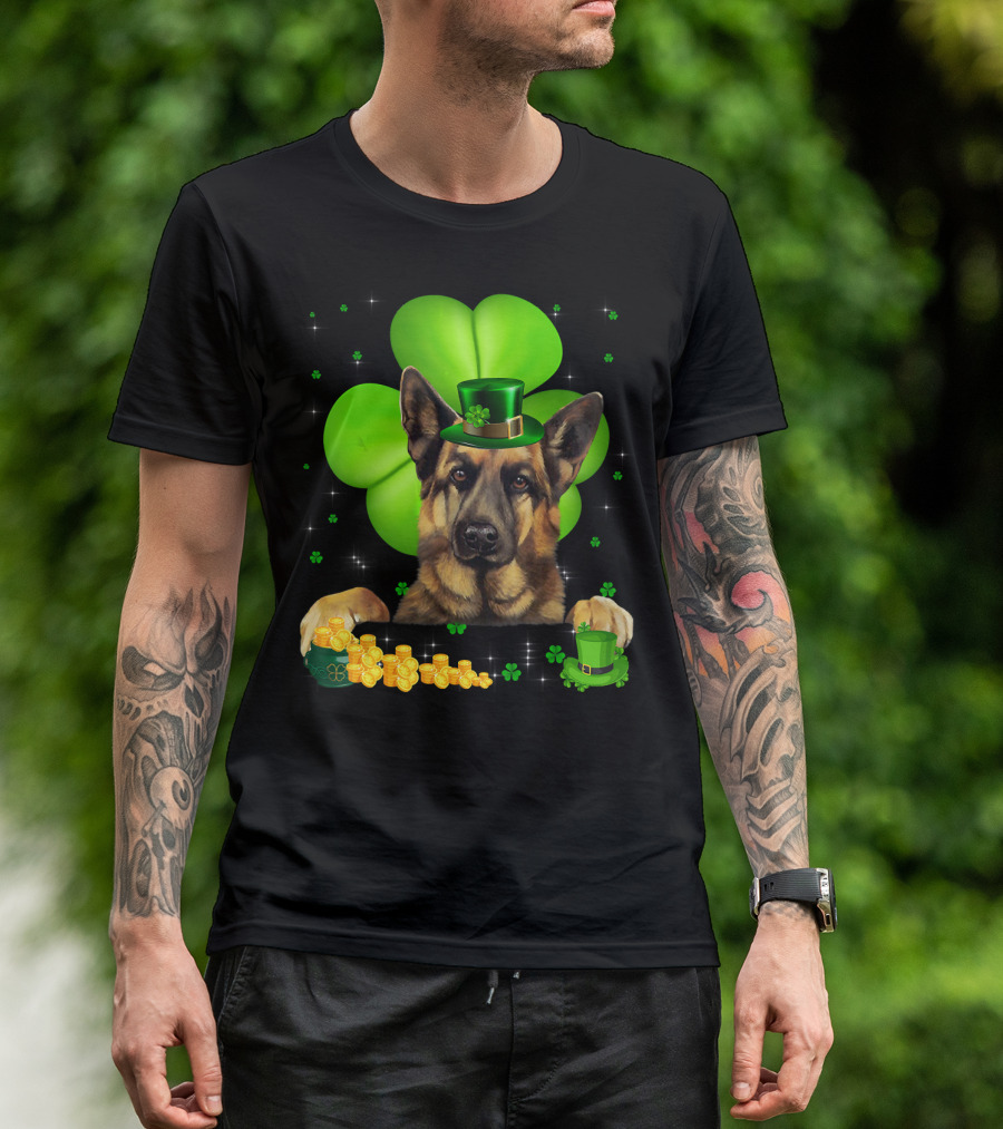 St Patrick's Day German Shepherd With Shamrock And Leprechaun Hat T-Shirt