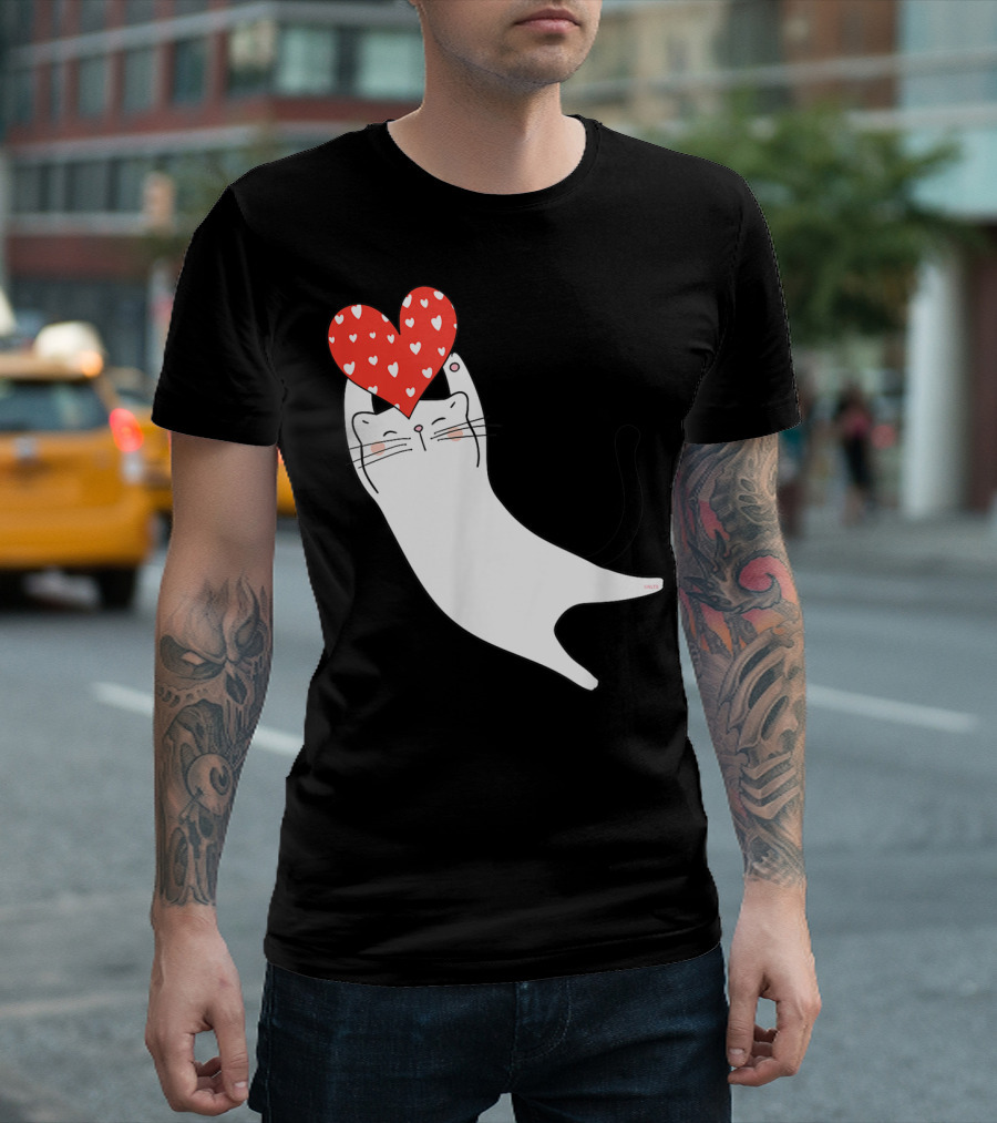Happy Valentine Cat Holding Heart T-Shirt