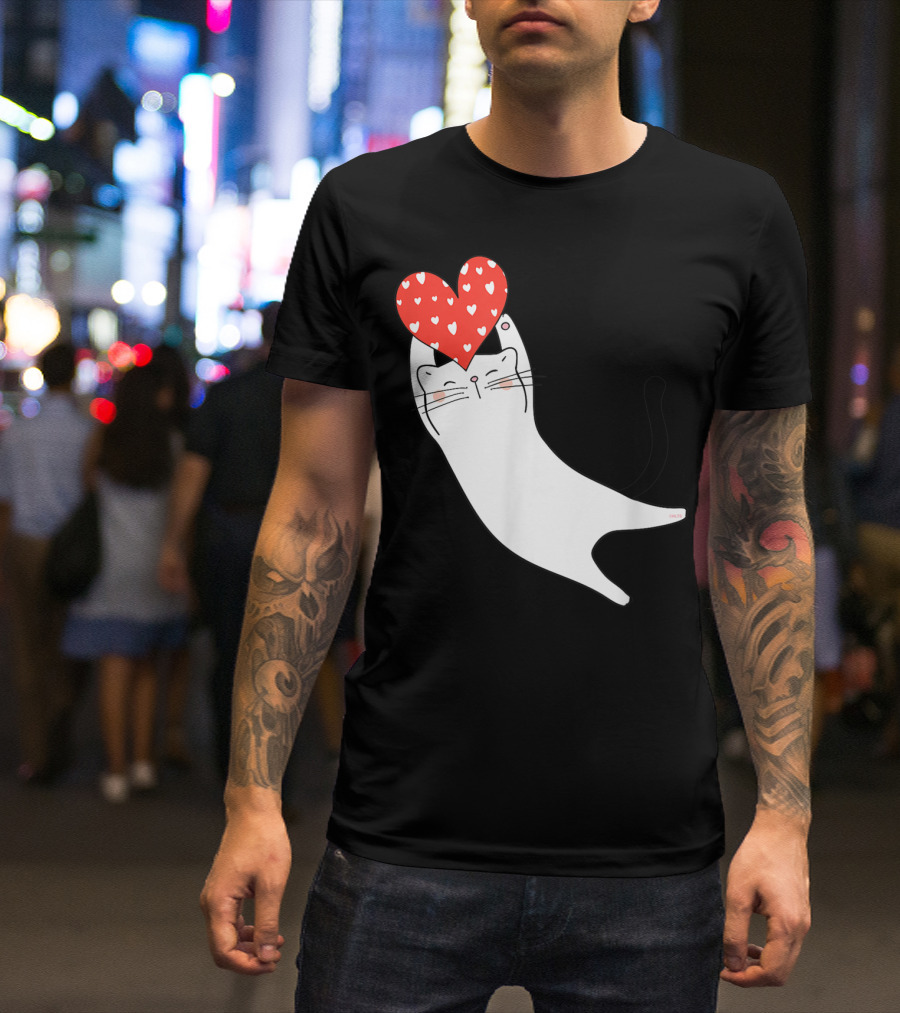 Happy Valentine Cat Holding Heart T-Shirt
